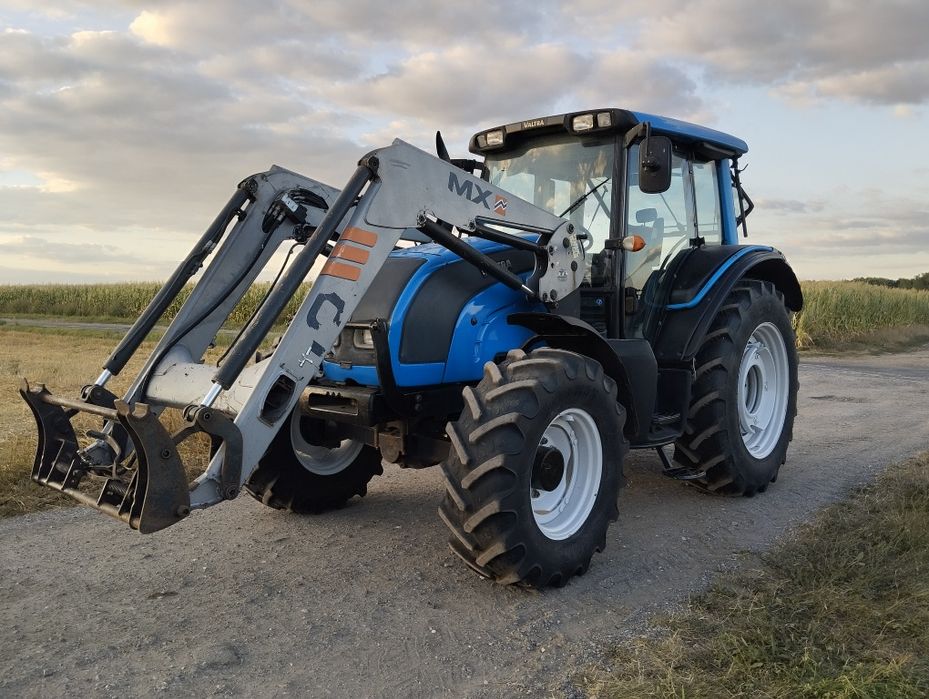 Ciągnik Valtra N 101