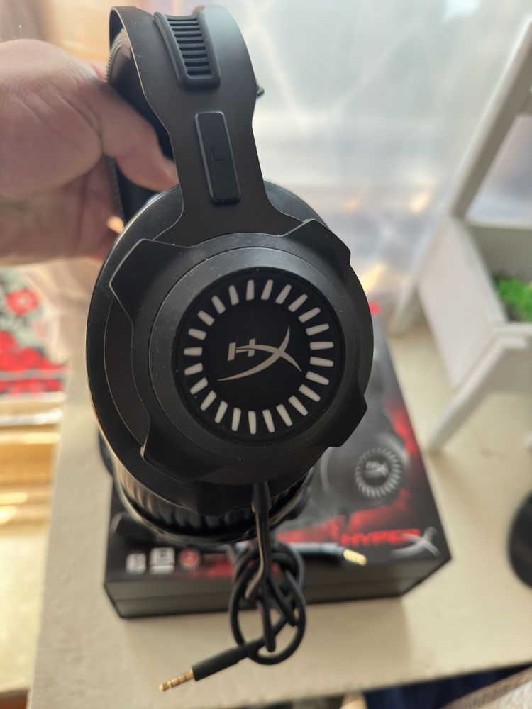 Игровые наушники Hyperx Revolver