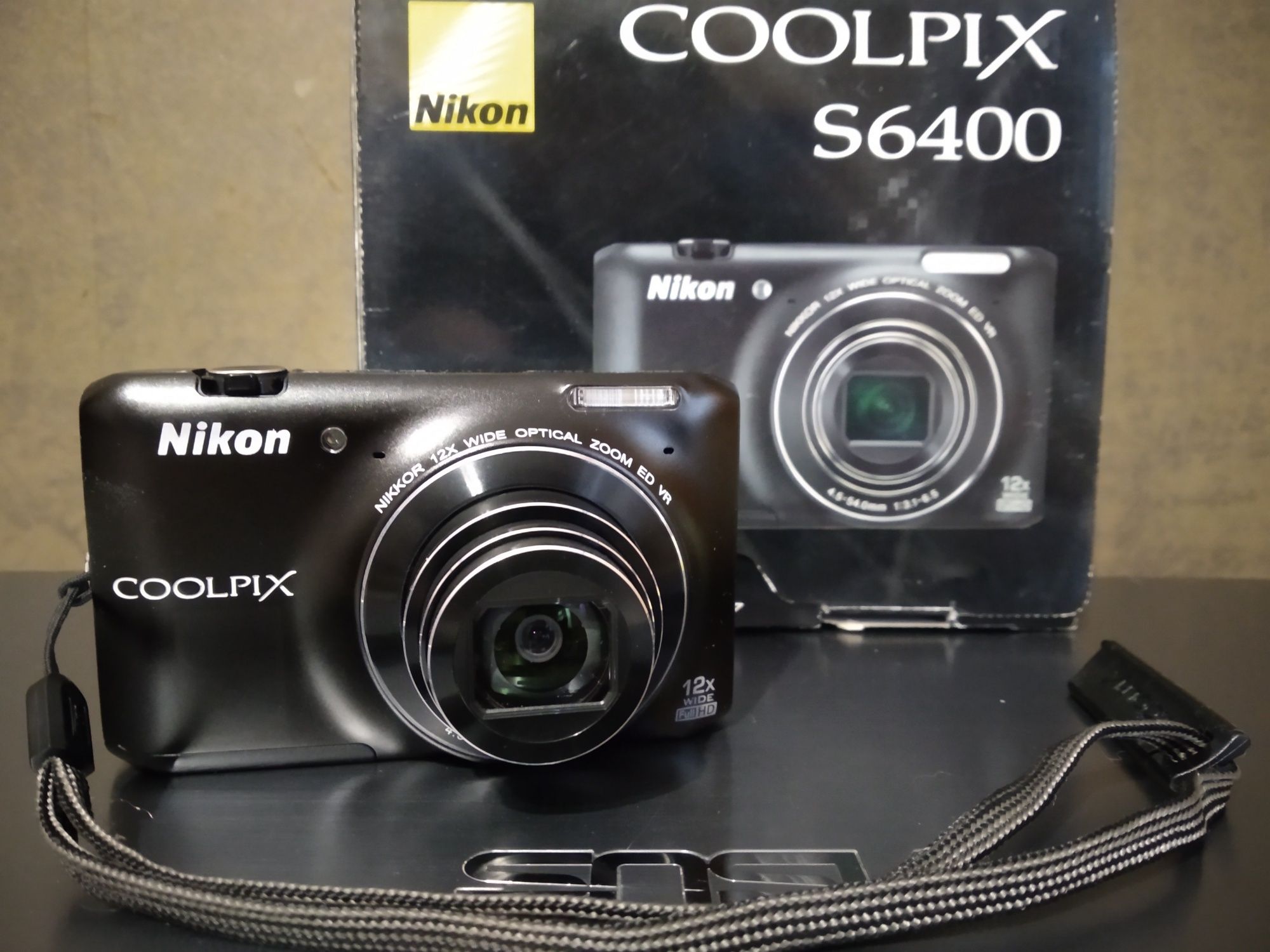 Шикарний КОМПАКТ NIKON COOLPIX S6400 супер картинка 16.0 Mp