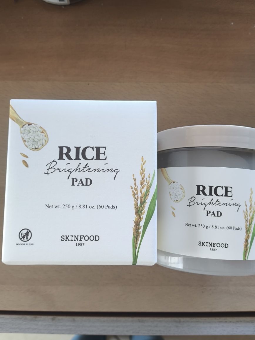 Skinfood Discos tônicos Rice Brightning Pads