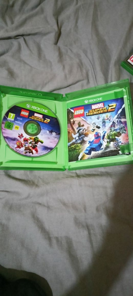 Xbox one LEGO super Heroes 2