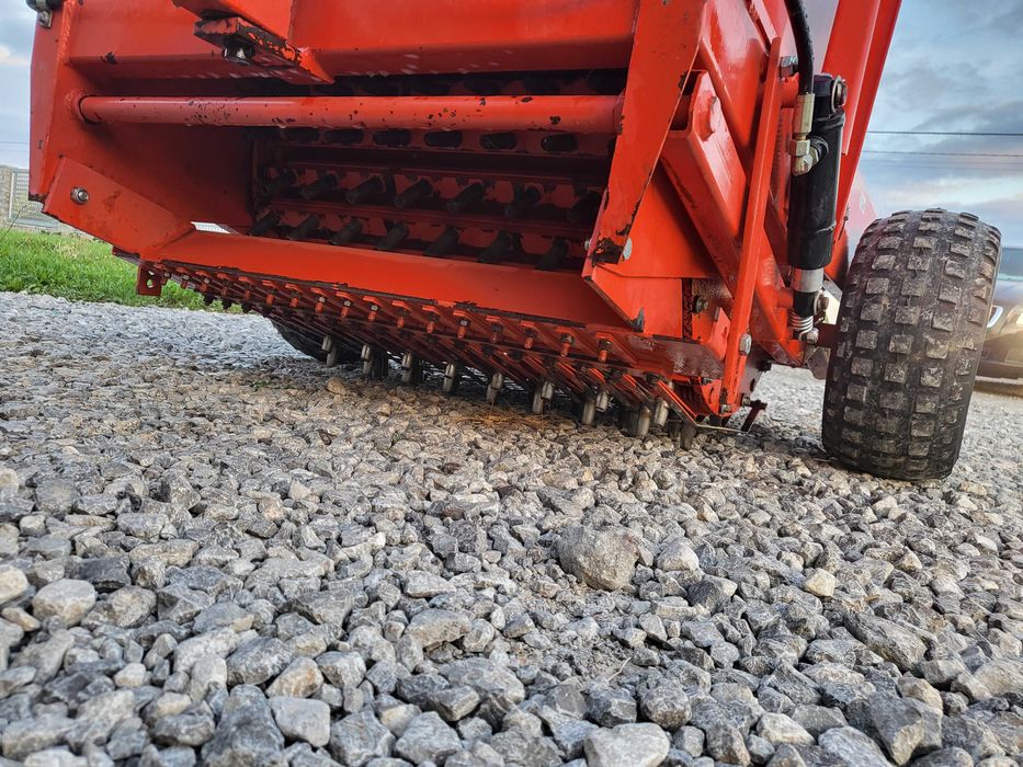 Aerator rurkowy Wiedenmann Perfo-Seeder Profesjonalny 1 m Wertykulator