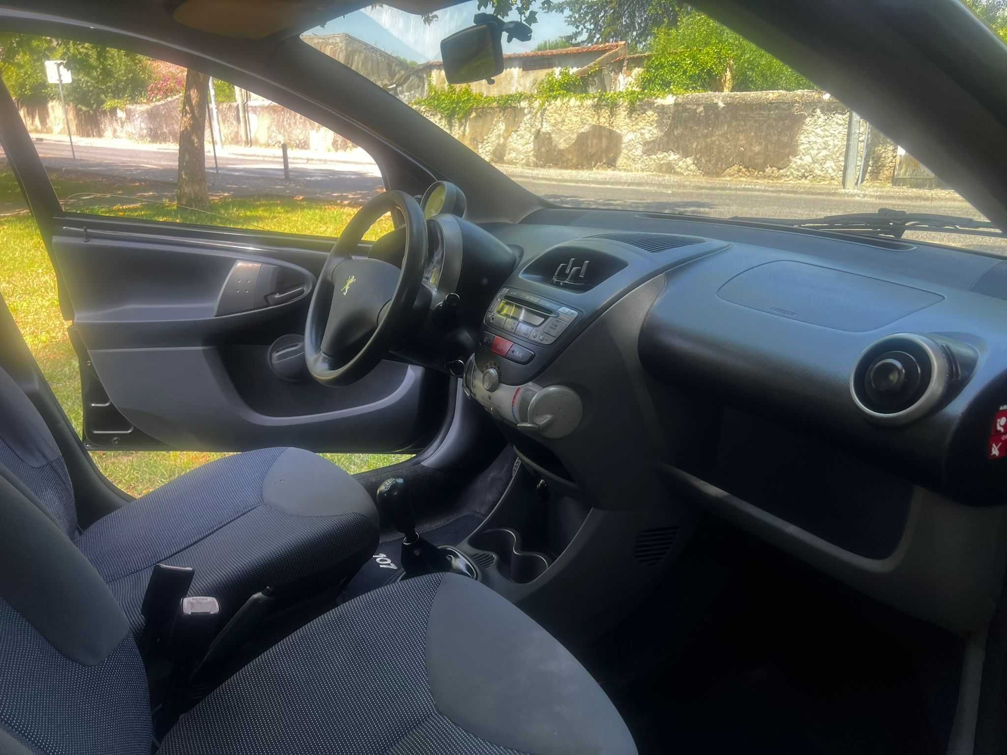 Peugeot 107 1.0 (1 Registo) - Excelente Estado Geral - SÓ 180.000 Kms