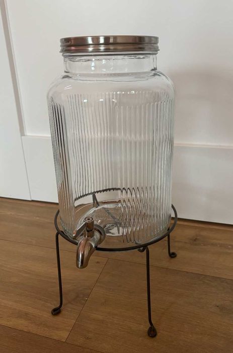 Dozownik do napojów z Ikei