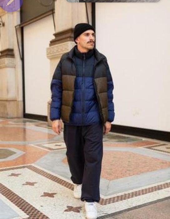 Чоловіча пухова жилетка Uniqlo. Оригінал.
Нова.