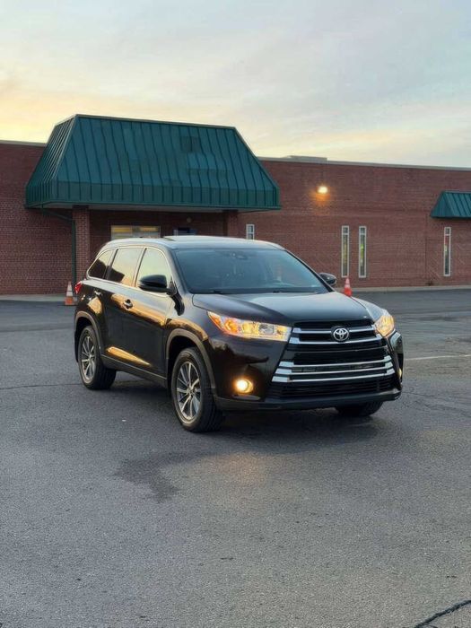 Toyota Highlander XLE      2019