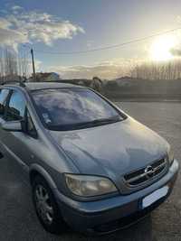 Opel Zafira Elegance 2.0 DTi - 7 lugares