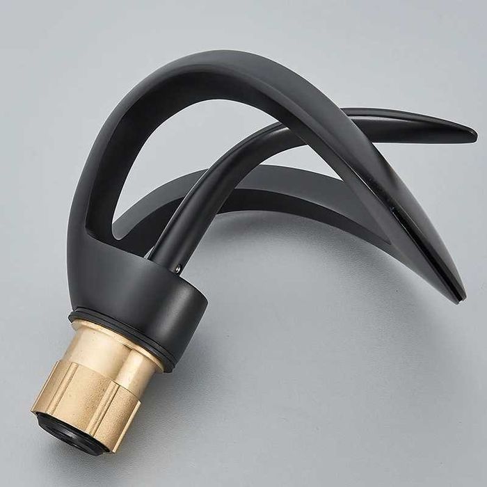 Nowoczesna bateria umywalkowa wodospad z ceramiczną głowicą