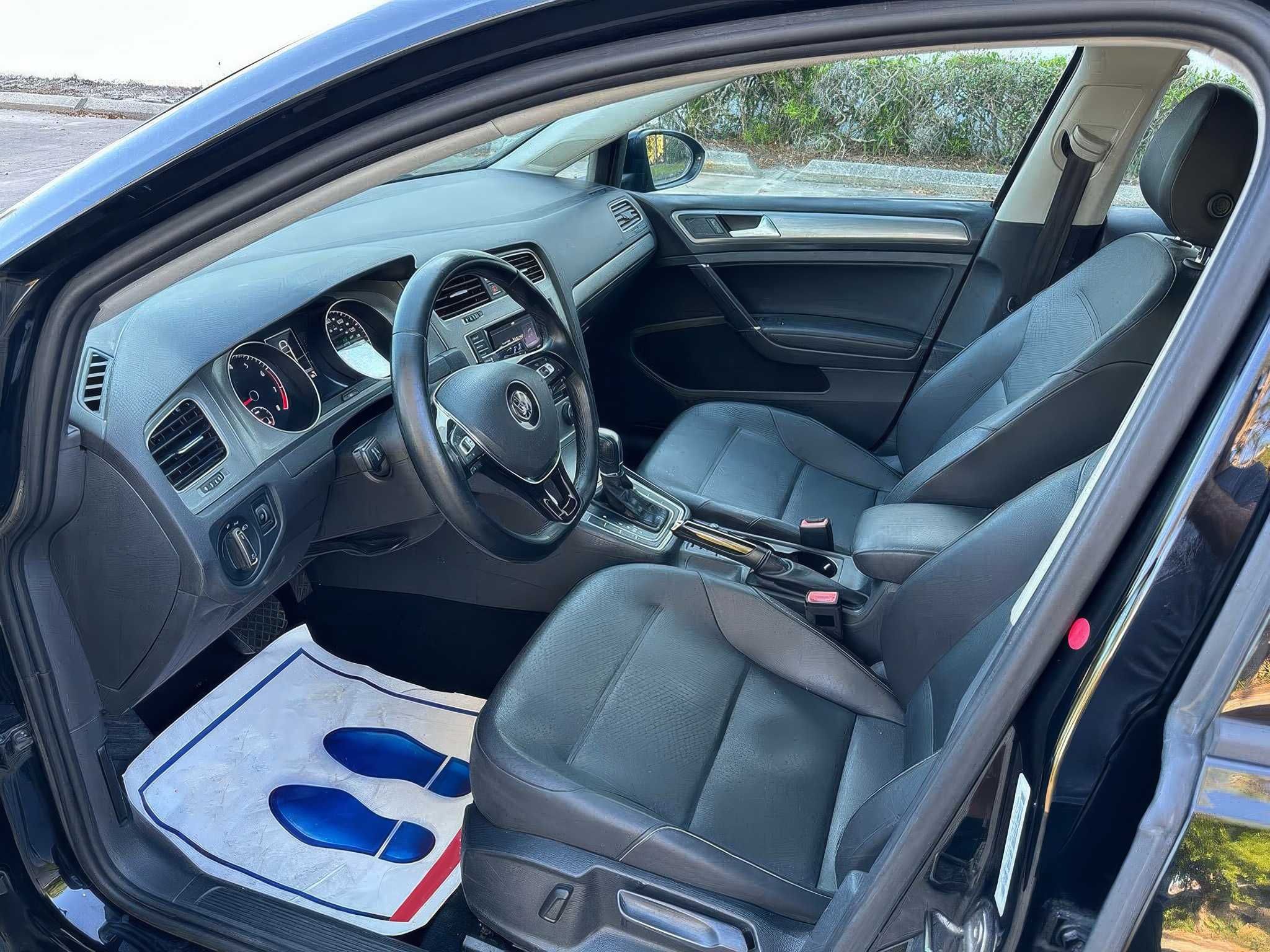 2015 Volkswagen Golf TSI SE