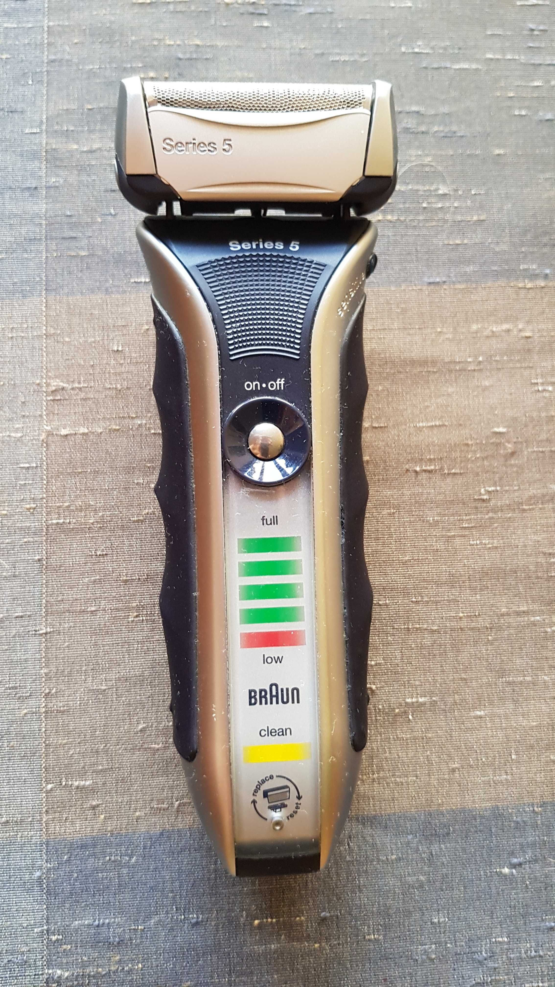 Бритва BRAUN Series 5 590cc