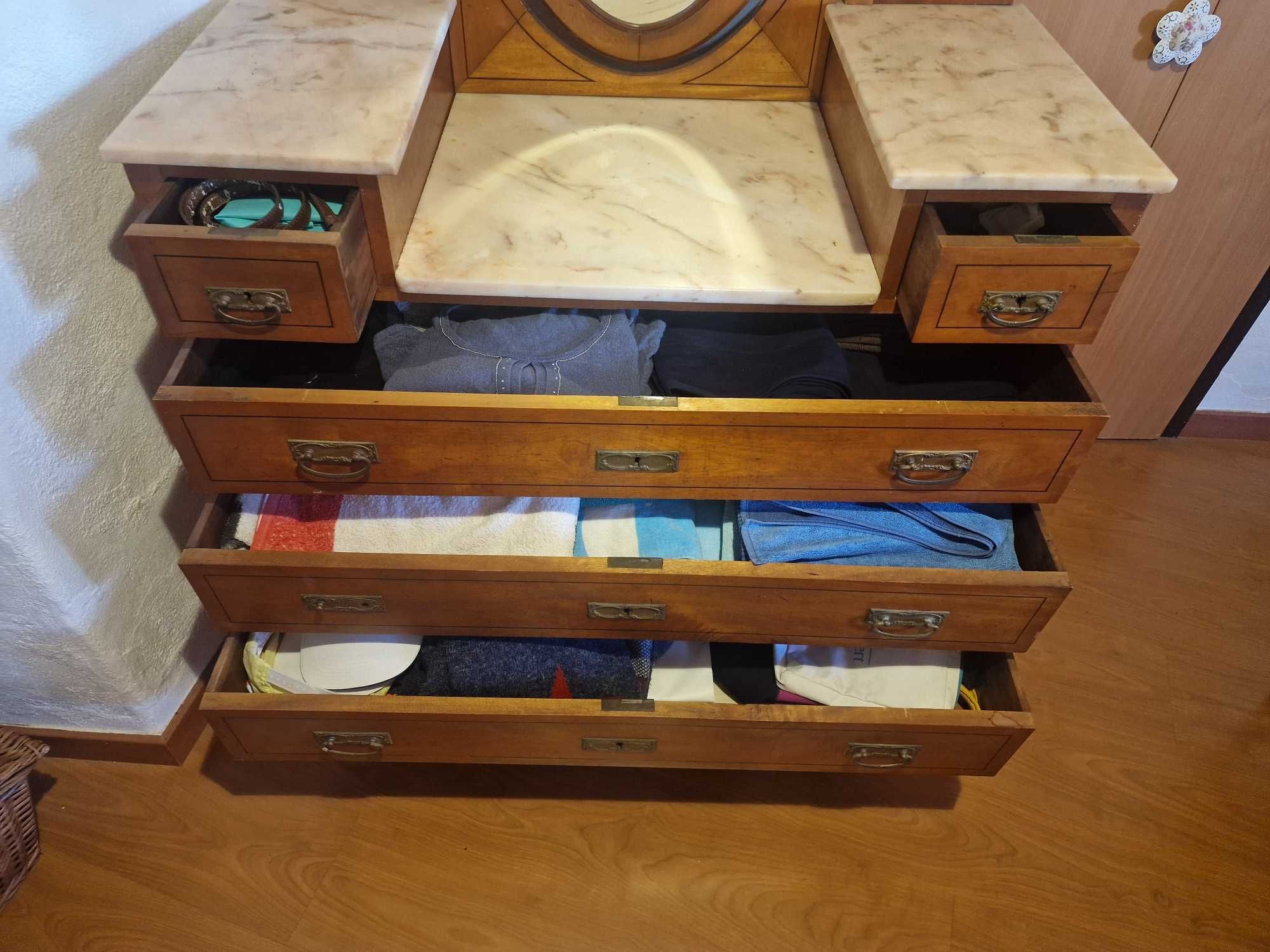 Quarto completo em pau cetim. (7 Móveis) (Vintage)