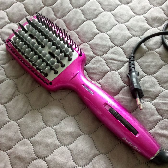 Prostownica (Szczotka prostująca)