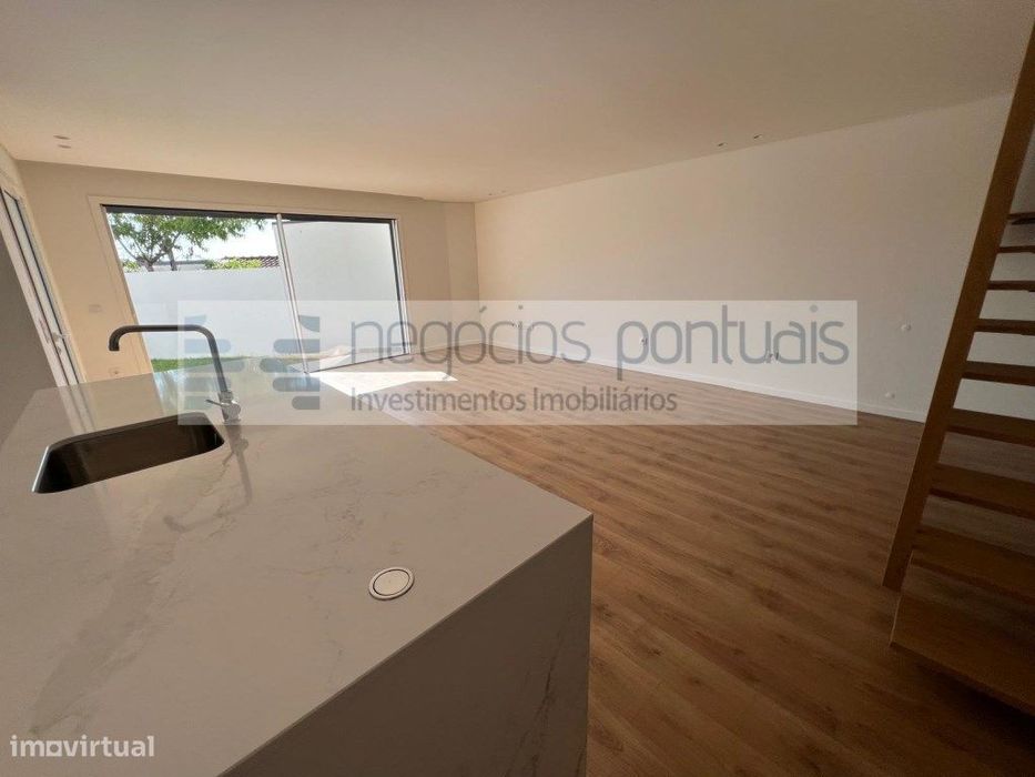 Moradia T3 para Venda