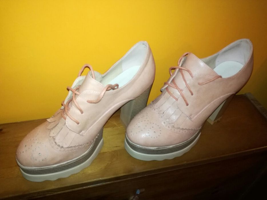Sapatos altos 38 plataforma cor de rosa