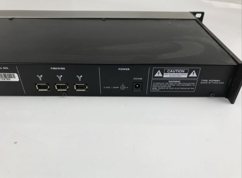 Zewnetrzny procesor DSP z wtyczkami TC Electronic