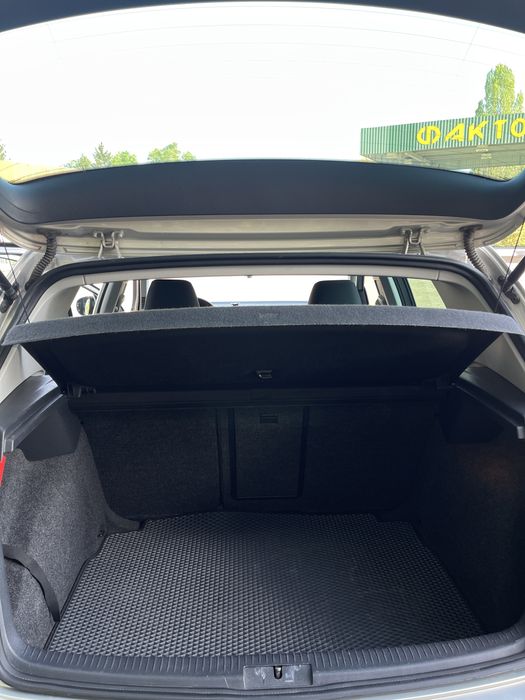 volkswagen golf 1,6 TDI 2011