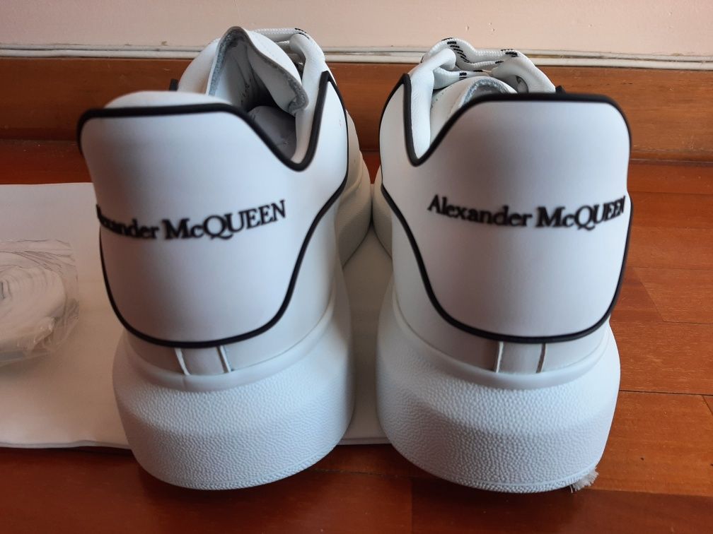 Alexander Mcqueen 3D brancos - novos