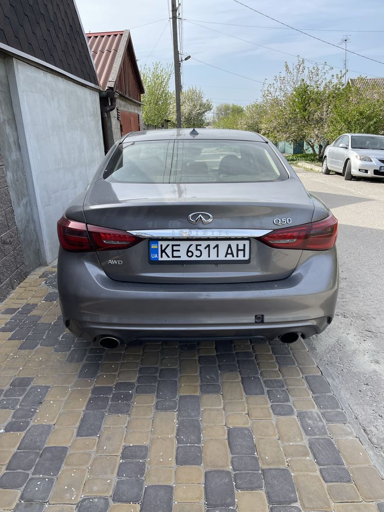 Infiniti q50 2.0t 2018г