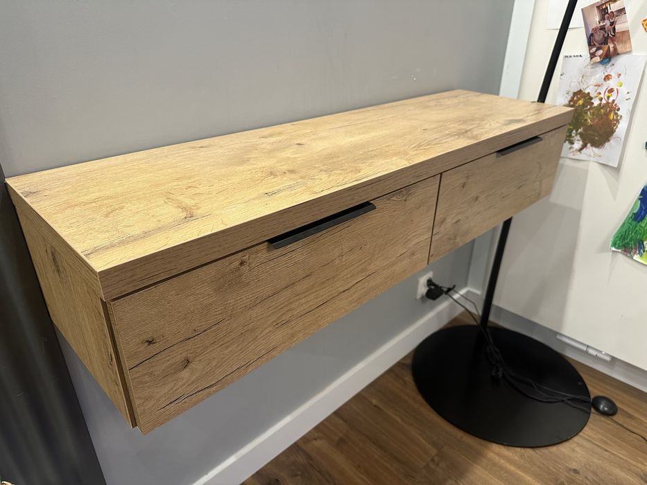 Szafka wisząca, konsola toaletka