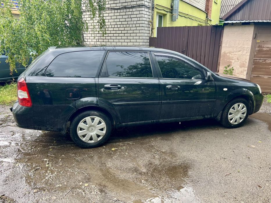 Шевроле лачетти 1.8 сед