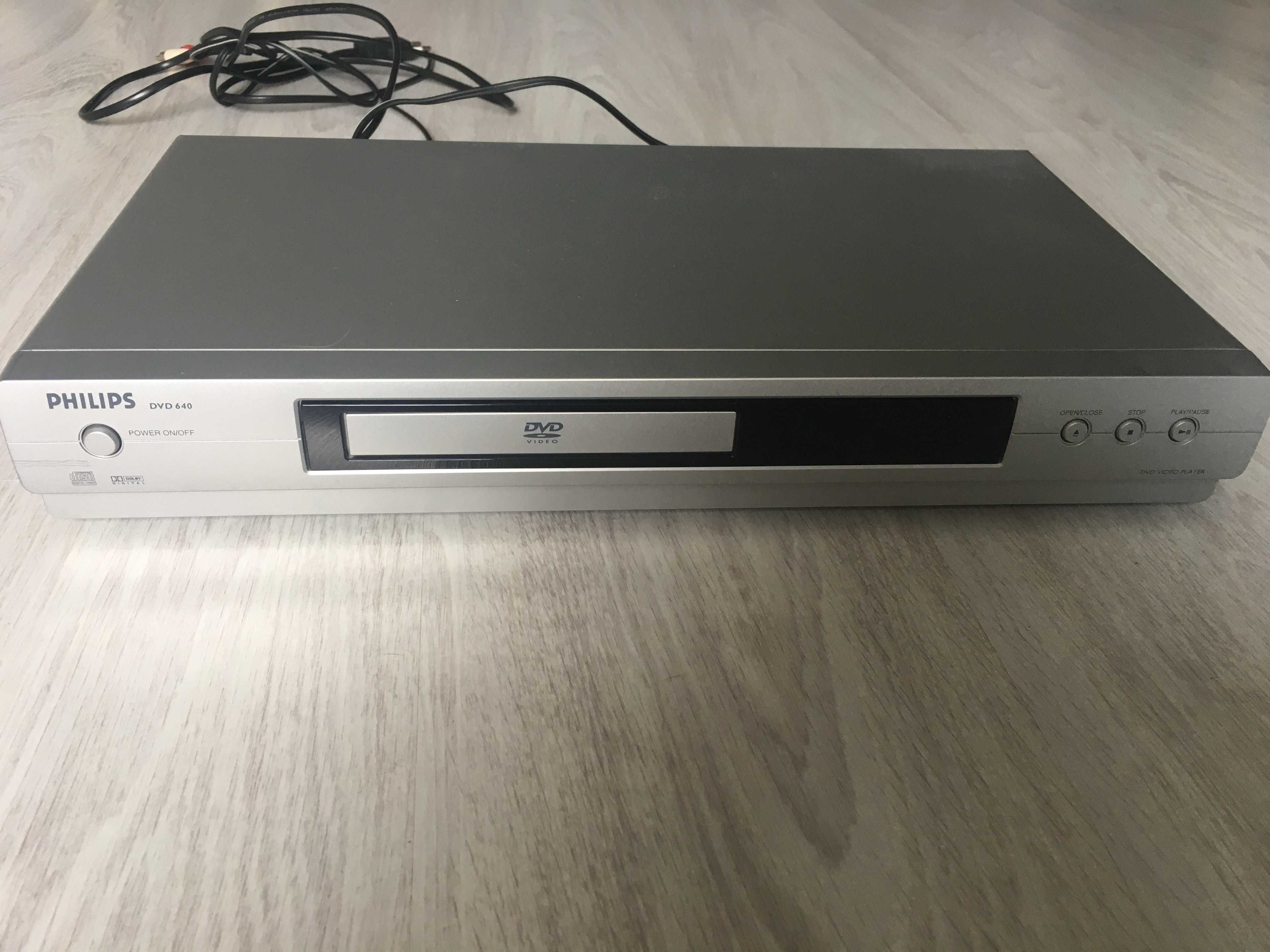 DVD програвач Philips DVD 640