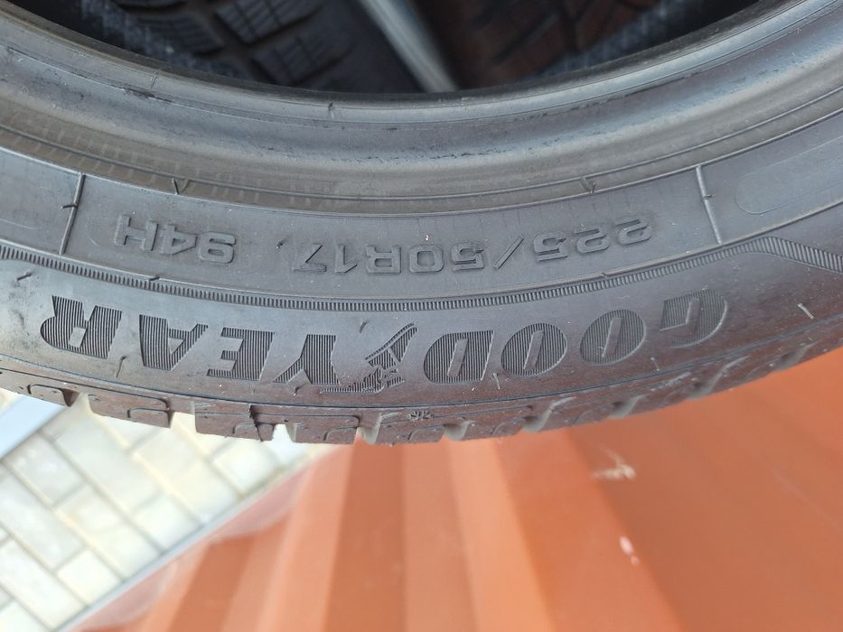 225/50/17 Goodyear Opony Zimowe 4szt 8mmQuatroSiedlce 2021R