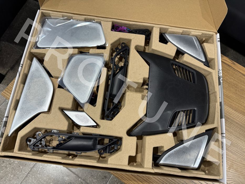 Bowers & Wilkins BMW G30 5-series M5 F90 Сетки динамиков с подсветкой