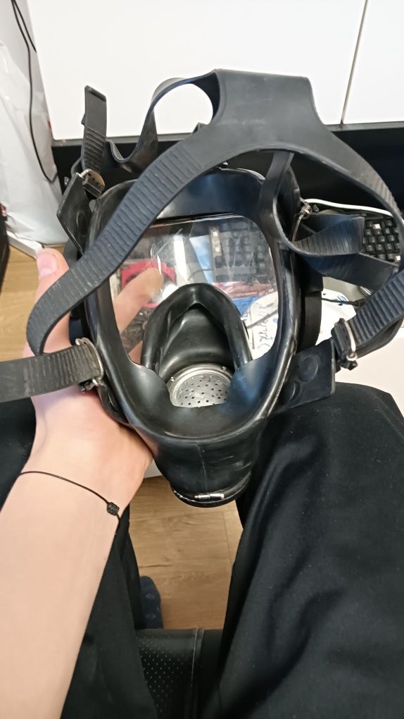 Maska gazowa z filterm