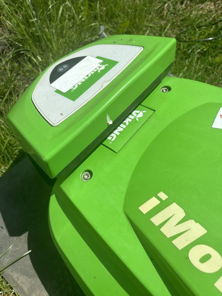 Kosiarka automatyczna VIKING IMow MI 422 P, robot