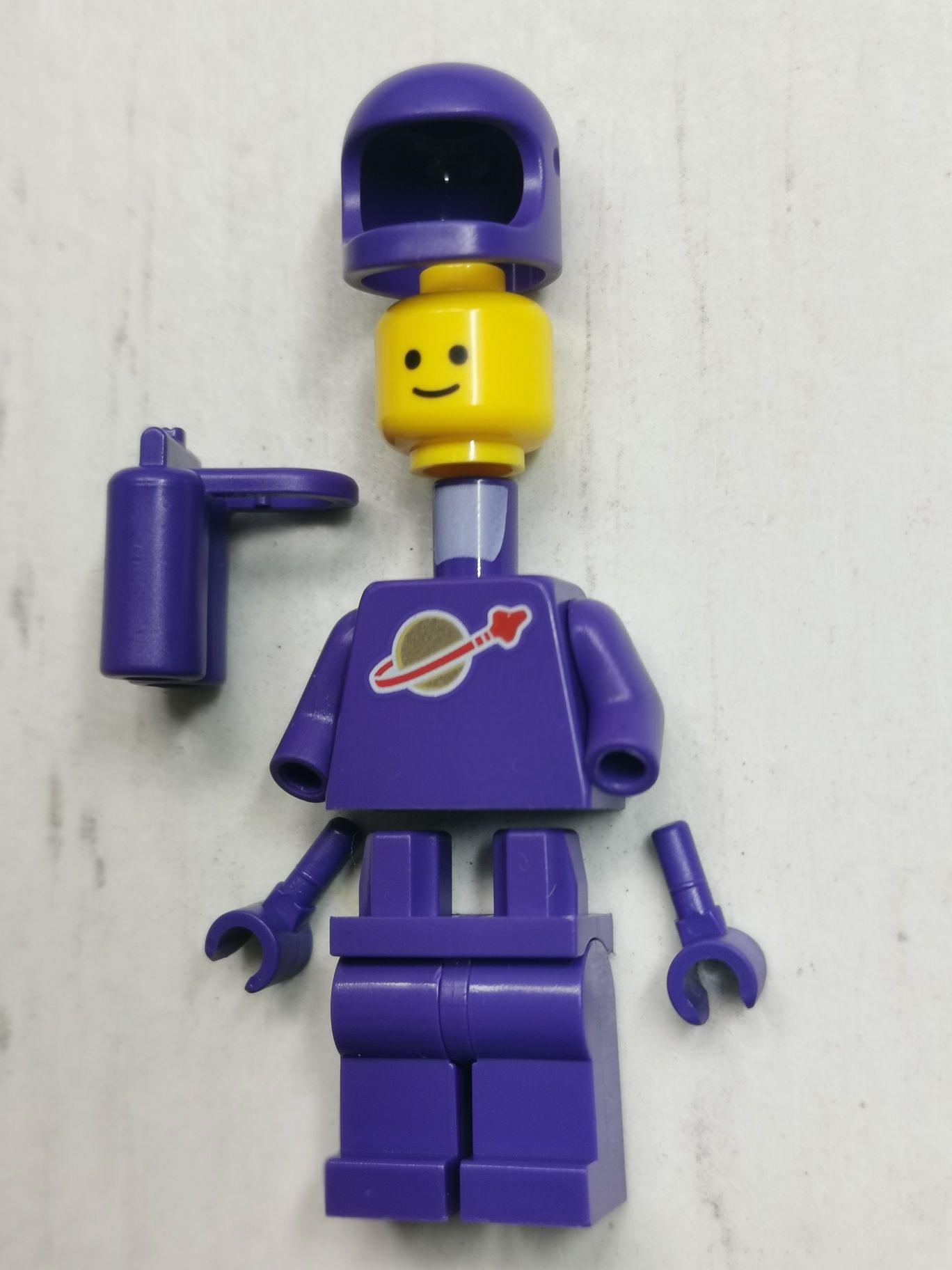 Lego Space deep purple / fioletowy spaceman NOWY! nie składany! UNIKAT