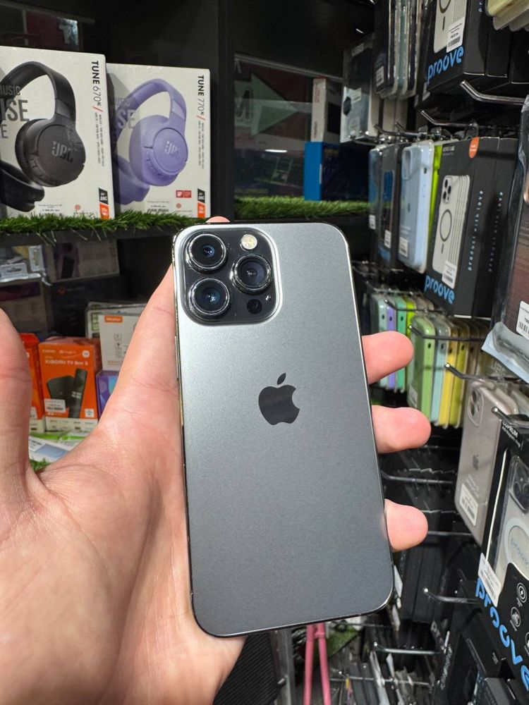 Б/У Apple iPhone 13 Pro 512GB. Graphite