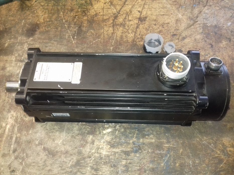 Sprzedam silnik elektryczny PARVEX Servo Moteur LC640TER0002 11Nm