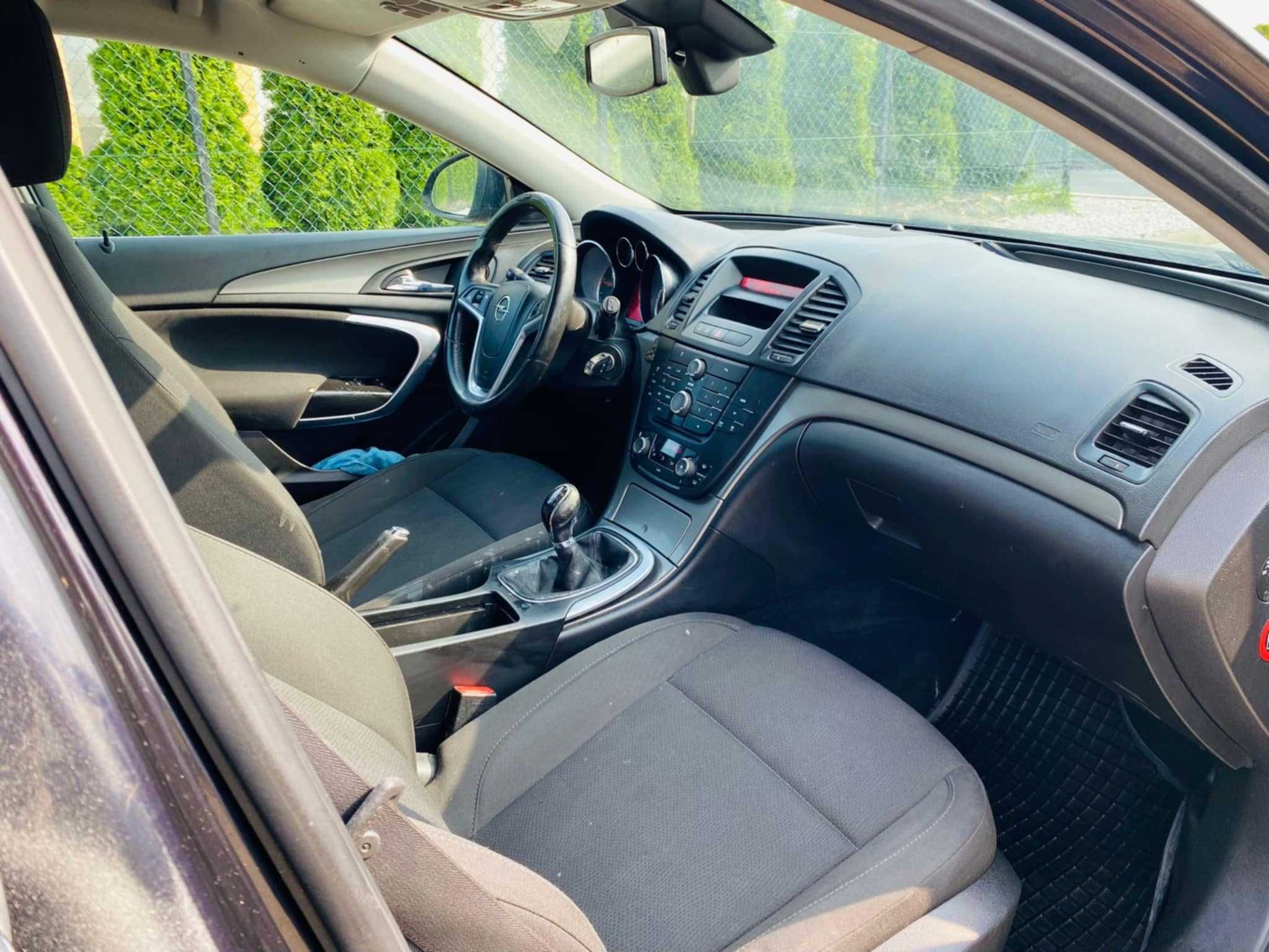 Opel Insignia 2.0 CDTI 2009r. manual hatchback