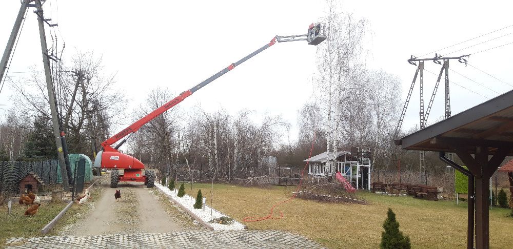 Podnośnik koszowy samojezdny terenowy wynajem wynajmę 23m Haulotte