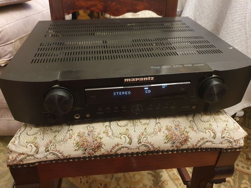 Amplituner Marantz 1402