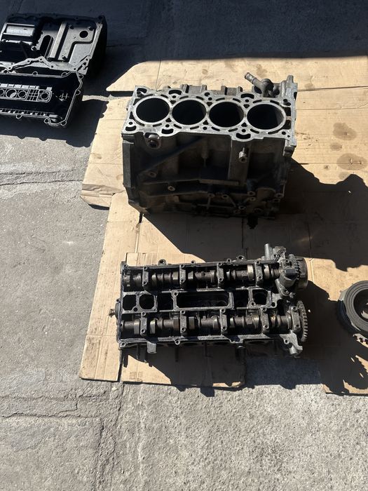 Головка блока цилиндров Mazda 6 Mazda 3 gh gg 2.0L