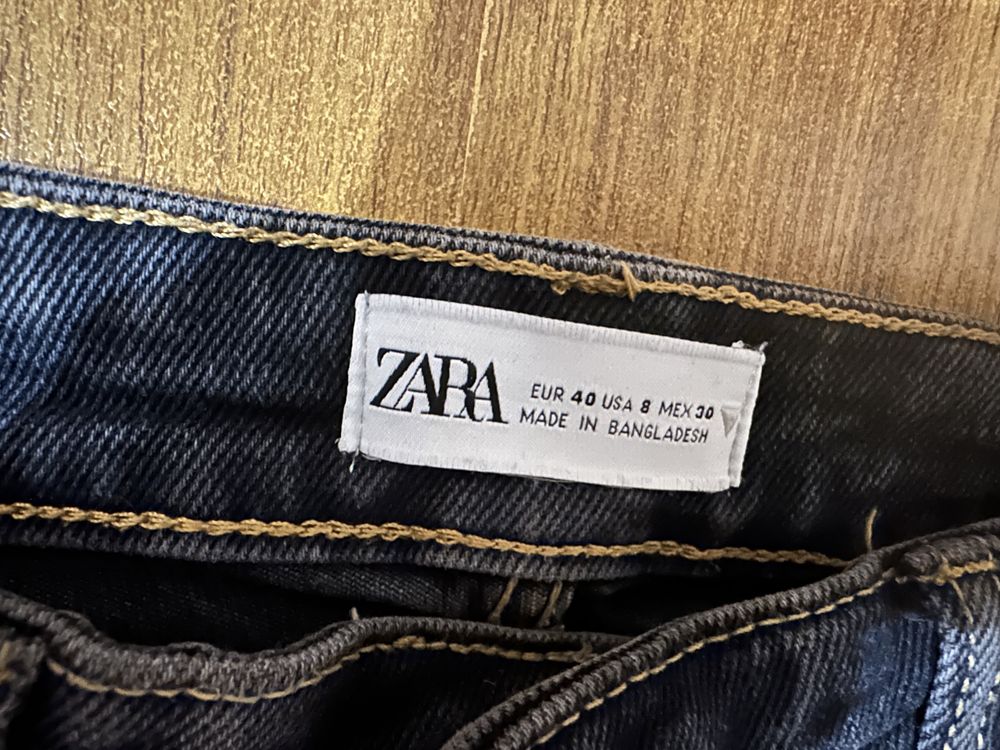 Джинси Zara