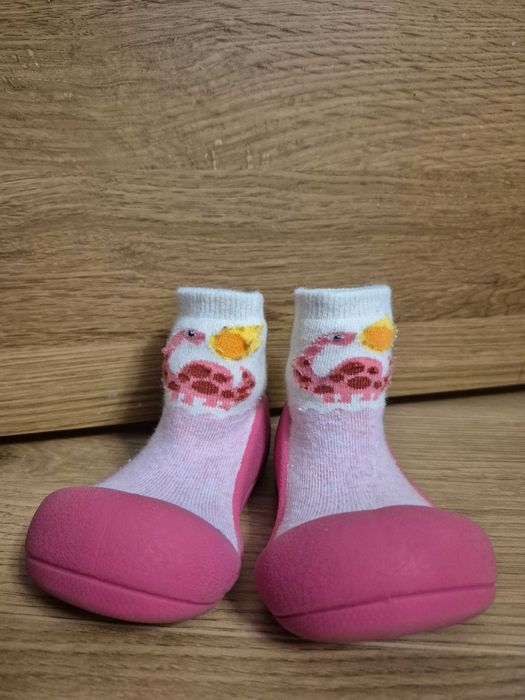 Attipas dla dziewczynki rozmiar 21,5 (21.5cm) - skarpetobuty