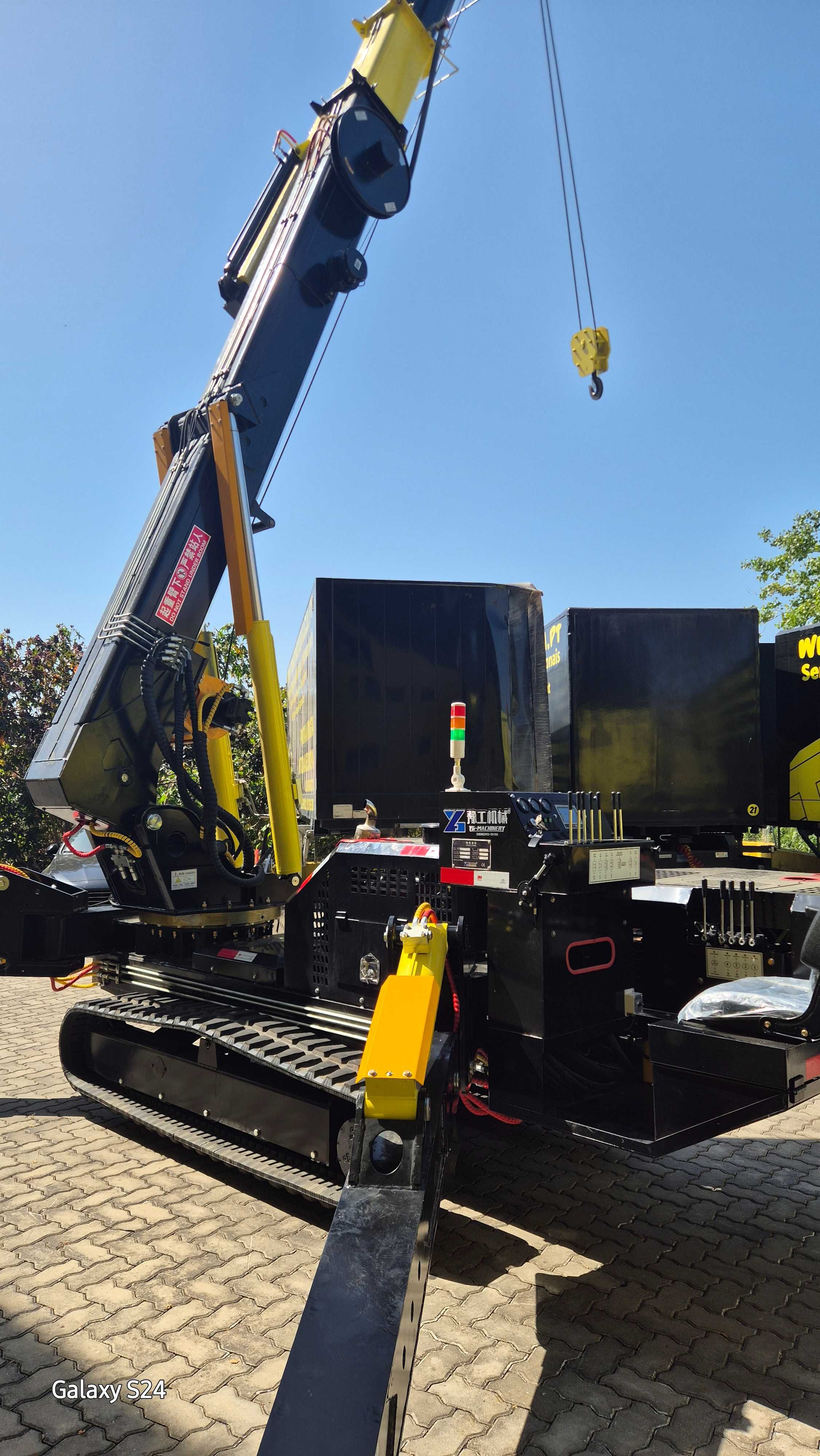 Grua Spider Crane Hibrida