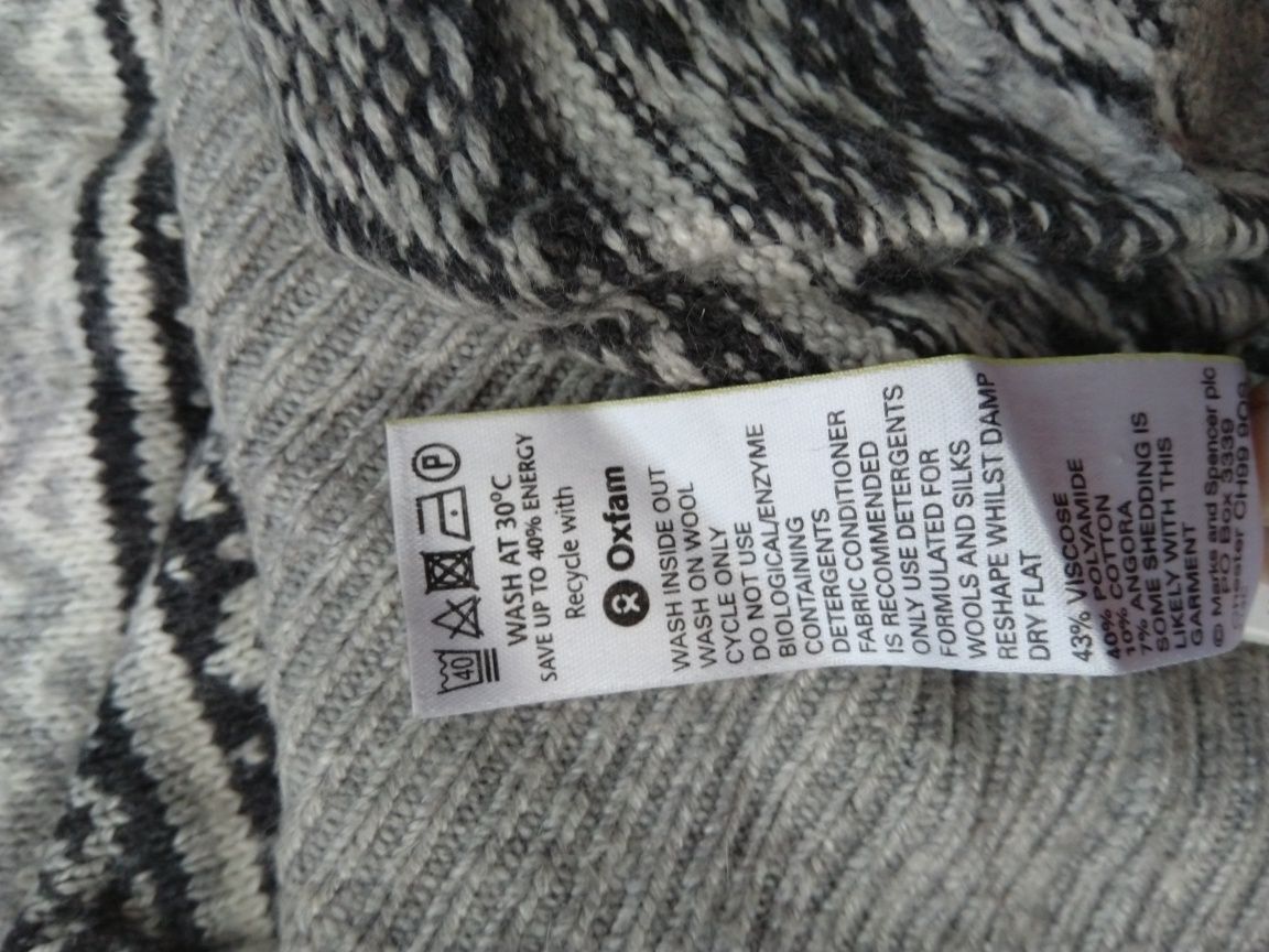 Marks & Spencer 
poncho sweter damski kamizelka skandynawski
roz L