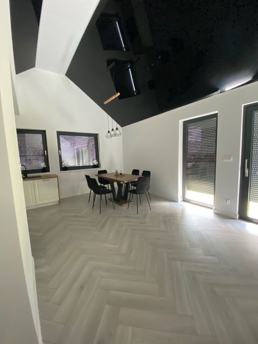 Sprzedam dom z ogrodem /Stodoła Ekonomiczny 2b rok budowy 2019 .