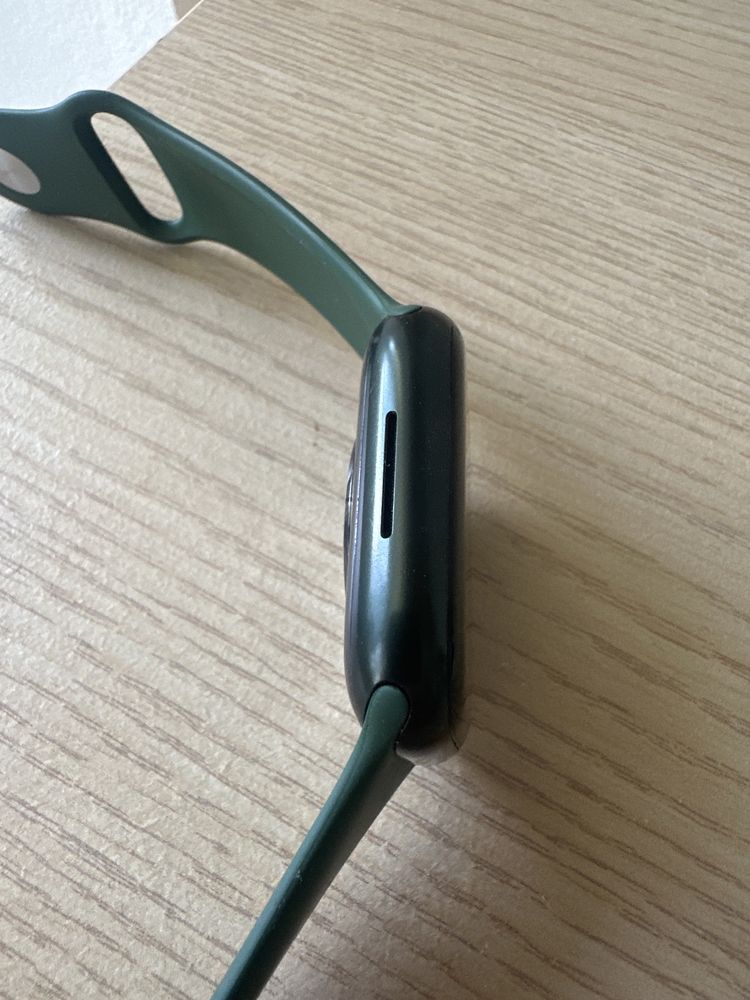 Apple watch 7 45мм в гарному стані