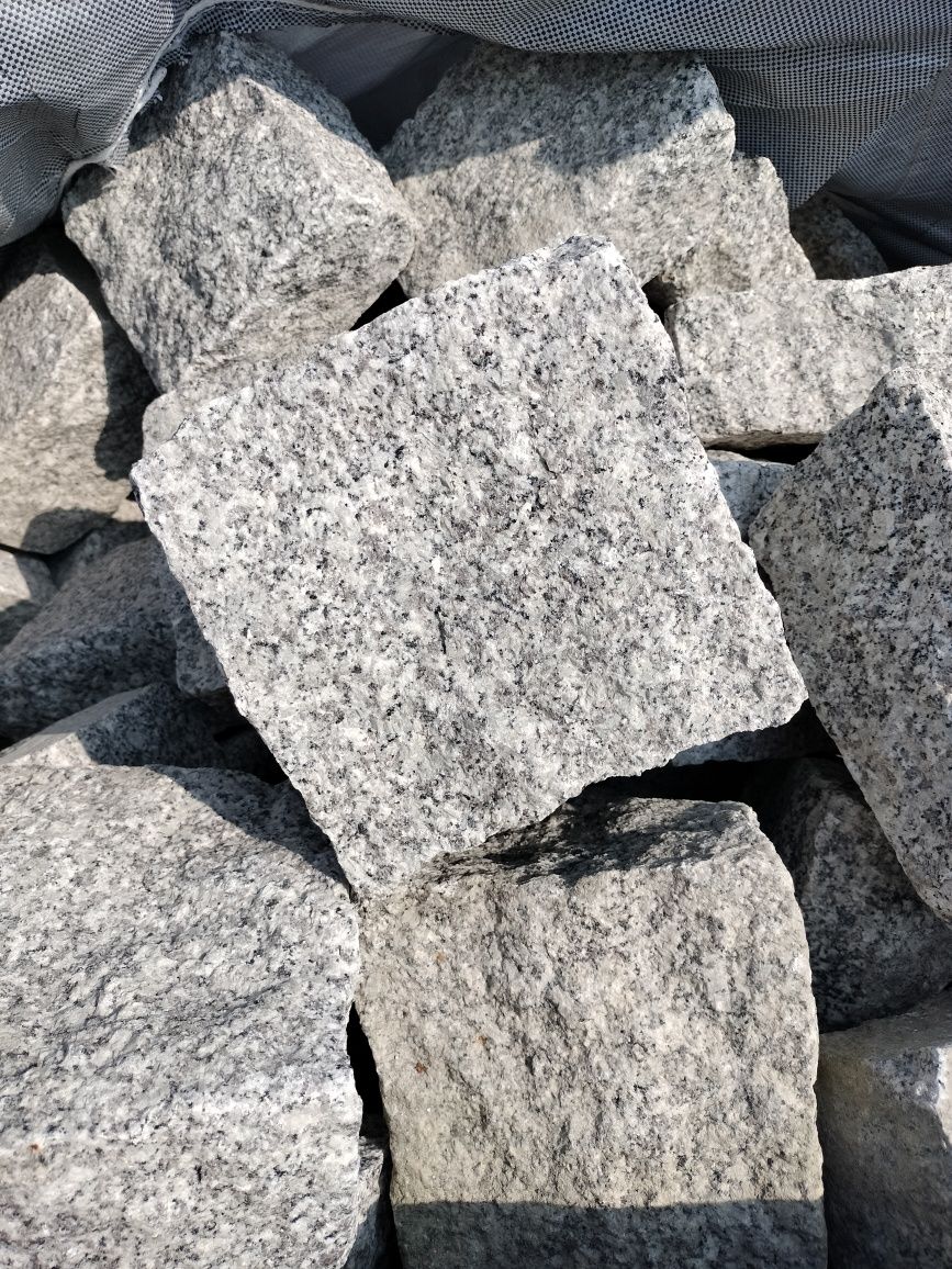 Granit kostka palisada cegielka granitowa obrzeże kamień murowy