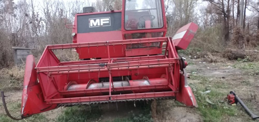 Комбайн Massey Ferguson