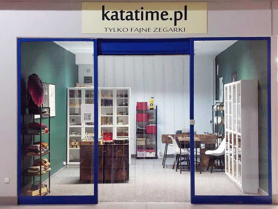 SKRZYNECZKA KASETKA GABLOTKA drewniana pudełko drewniane na 24 zegarki