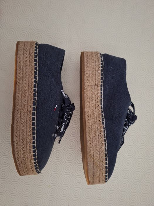 Sapatos/Alpercatas de ganga. Tommy Jeans. Tam 38.