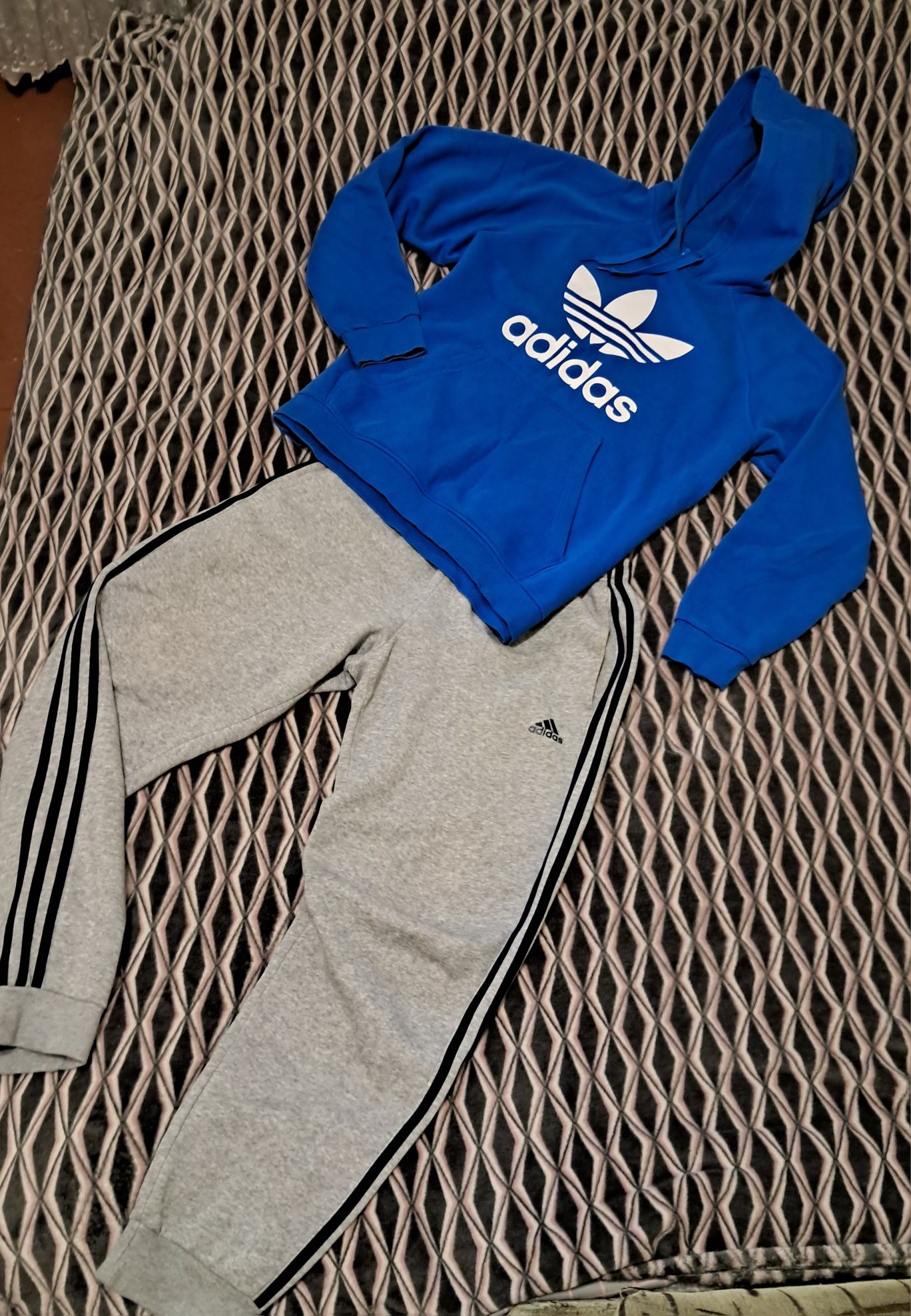 Костюм Adidas кофта штаны р.L - Xl