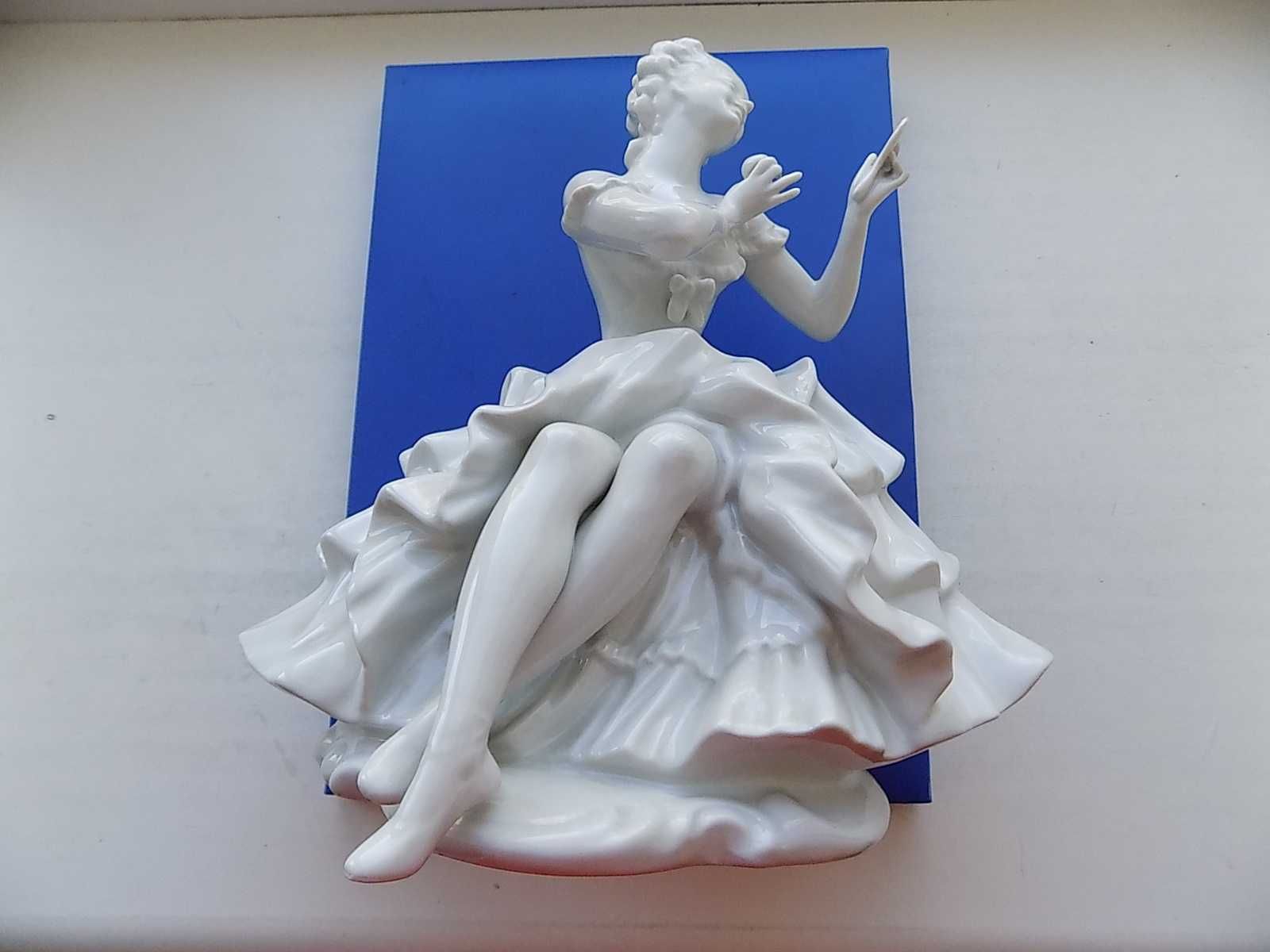 Статуэтка Балерина с зеркалом Германия Клеймо Vallendorf (Валлендорф)