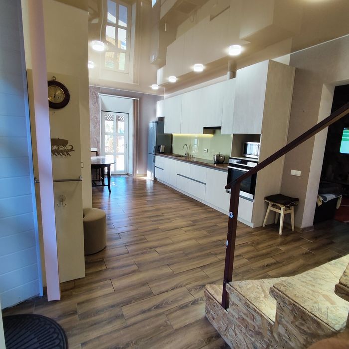 в м.Самар, дім на 4 окремі кімнати; 115 кв/м