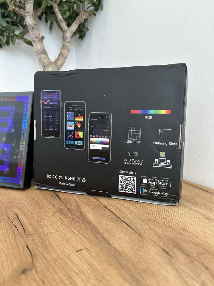 Піксельний дисплей, інтерактивний LED екран 32x32 пікселів